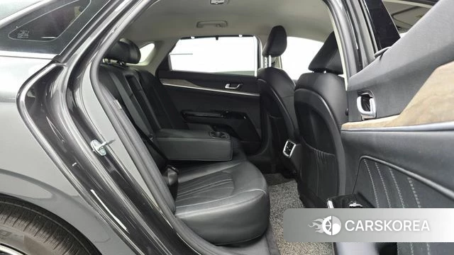 Kia K5 3rd generation 2023 Серый из Кореи, фото 3