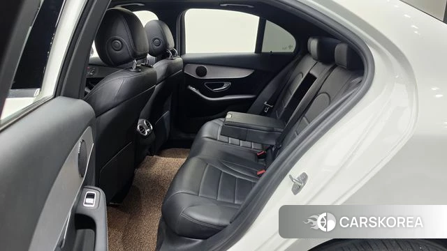 Mercedes-Benz C-Class W205 2018 Белый из Кореи, фото 3