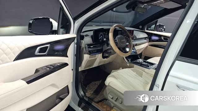 Kia Carnival 4th generation 2023 Белый из Кореи, фото 3