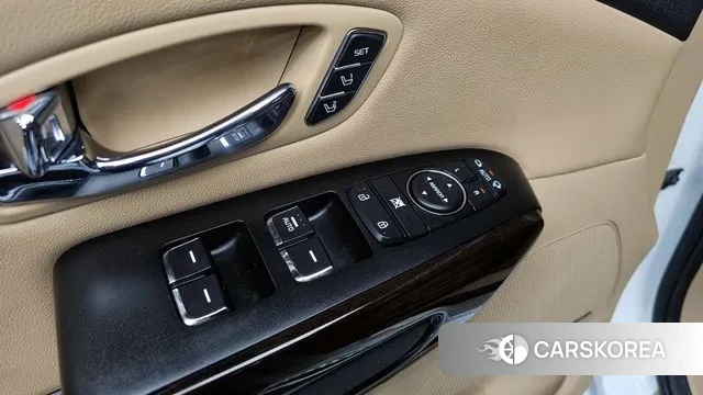 Kia The New Carnival 2018 Белый из Кореи, фото 3