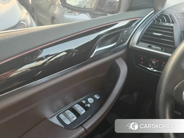 BMW X4 (G02) 2019 Черный из Кореи, фото 3