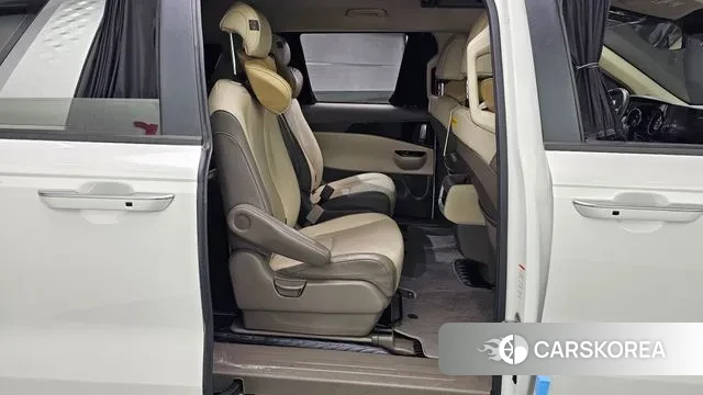 Kia Carnival 4th generation 2022 Белый из Кореи, фото 3