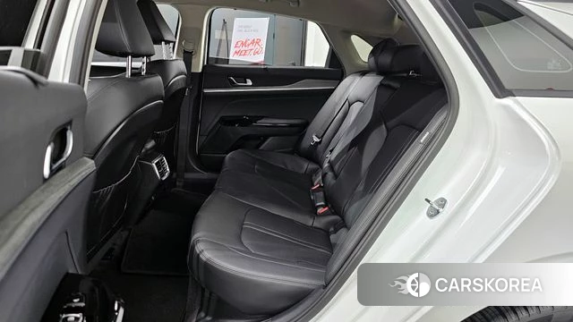 Kia The New K5 Hybrid 3rd generation 2024 Белый из Кореи, фото 3