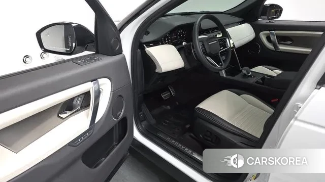 Land Rover Discovery Sports 2nd Generation 2025 Белый из Кореи, фото 3