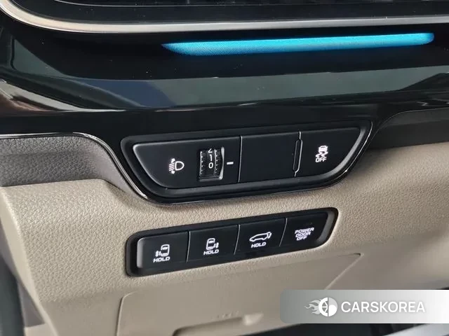 Kia The New Carnival 4th Generation 2025 Белый из Кореи, фото 3