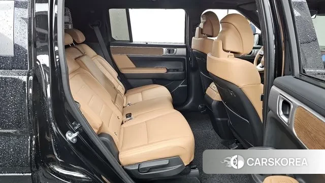 Hyundai Santa Fe (MX5) 2024 Черный из Кореи, фото 3