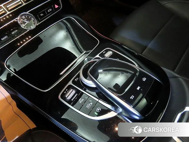 Mercedes-Benz E-Class W213 2018 Черный из Кореи, фото 3
