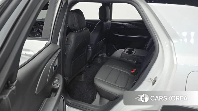 Chevrolet (GM Daewoo) Trailblazer 2022 Белый из Кореи, фото 3