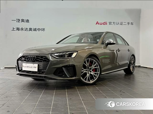 Audi S4 2024 Темно-серый из Китая, фото 3