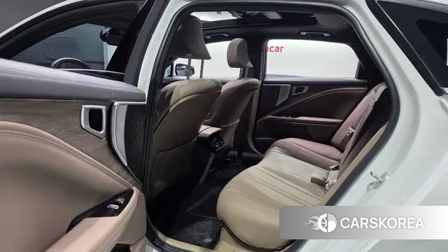 Kia K8 Hybrid 2023 Белый из Кореи, фото 3