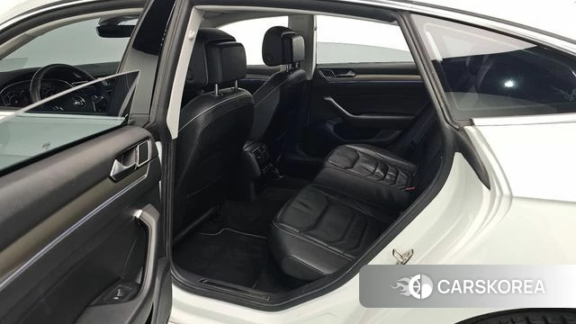 Volkswagen Arteon 2019 Белый из Кореи, фото 3