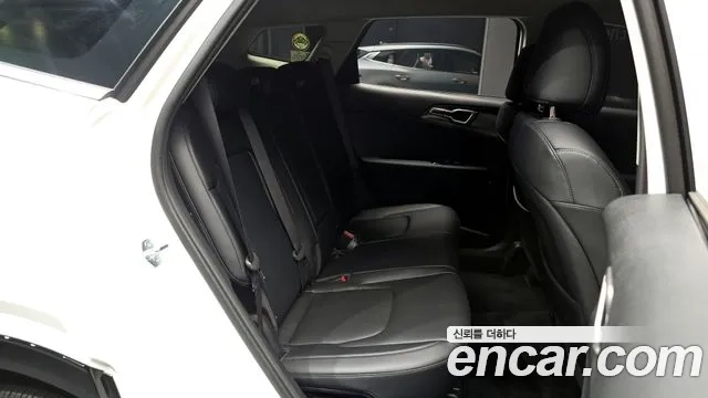 Kia Sportage 5th Generation 2023 Белый из Кореи, фото 3