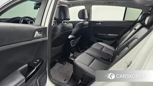 Kia Sportage 4th Generation 2018 Белый из Кореи, фото 3