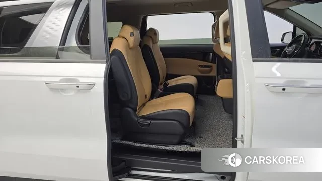 Kia Carnival 4th generation 2022 Белый из Кореи, фото 3