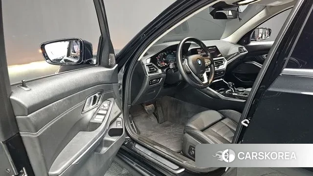 BMW 3 Series (G20) 2021 Черный из Кореи, фото 3