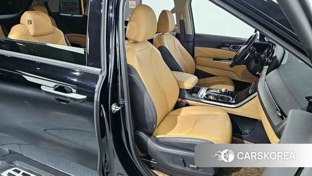 Kia Carnival 4th generation 2023 Черный из Кореи, фото 3