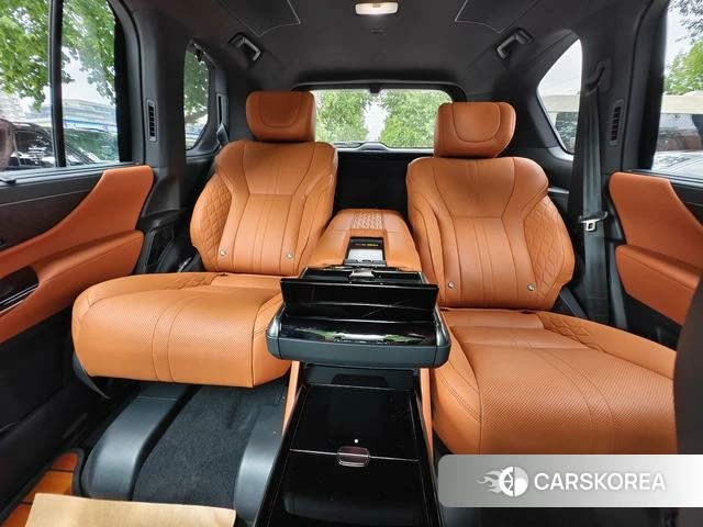 Lexus LX 2023 Белый из Китая, фото 3