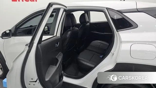 Hyundai The New Kona 2021 Белый из Кореи, фото 3