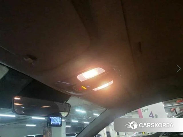 Hyundai The New Avante (CN7) 2023 Серебристо-серый из Кореи, фото 3