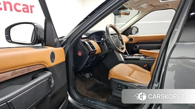 Land Rover Discovery 5 2018 Серый из Кореи, фото 3