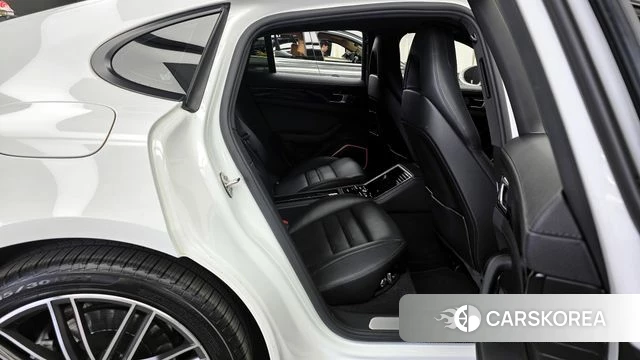 Porsche Panamera (971) 2018 Белый из Кореи, фото 3