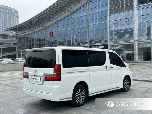 Toyota Granvia (overseas) 2024 Белый из Китая, фото 3