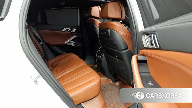 BMW X6 (G06) 2023 Белый из Кореи, фото 3