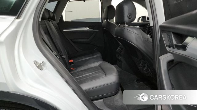 Audi Q5 (FY) 2021 Белый из Кореи, фото 3