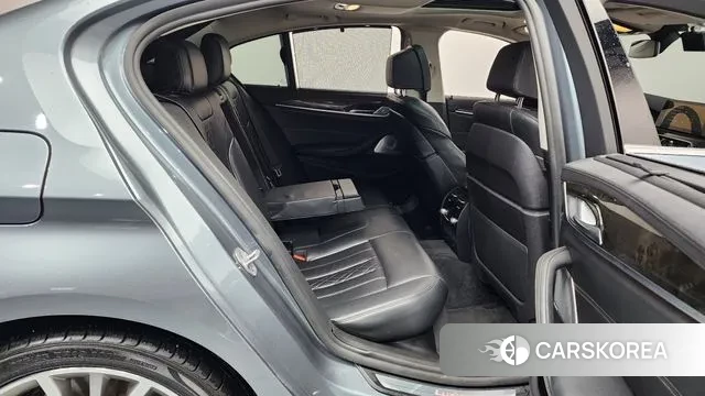 BMW 5 Series (G30) 2018 Серый из Кореи, фото 3