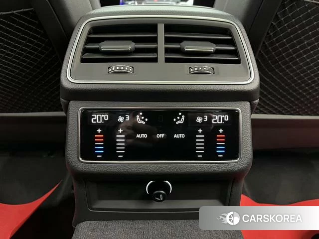 Audi A6L 2021 Черный из Китая, фото 3