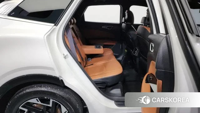 Kia Sportage 5th Generation 2021 Белый из Кореи, фото 3