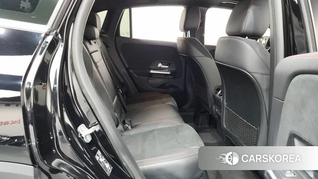 Mercedes-Benz GLA - Class H247 2023 Черный из Кореи, фото 3