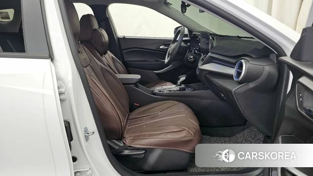 Chevrolet (GM Daewoo) Trax Crossover 2023 Белый из Кореи, фото 3