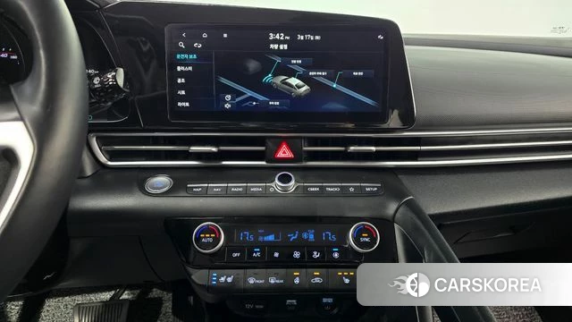 Hyundai Avante (CN7) 2021 Белый из Кореи, фото 3