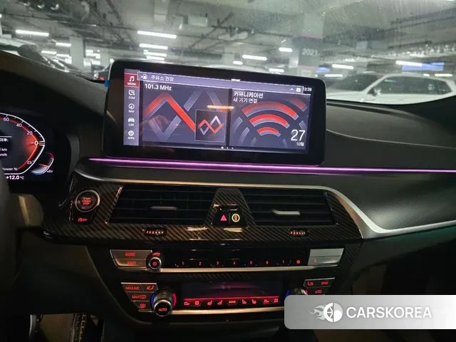 BMW 6 Series GT (G32) 2023 Белый из Кореи, фото 3