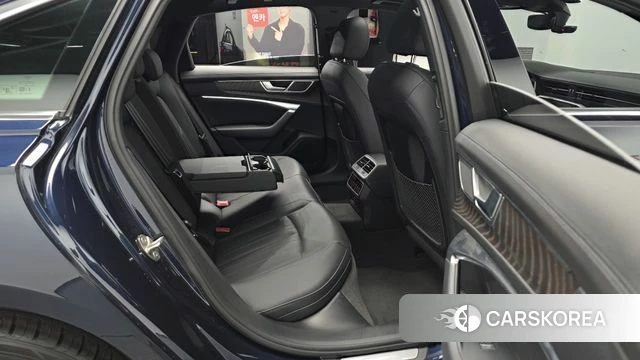 Audi A6 (C8) 2023 Синий из Кореи, фото 3