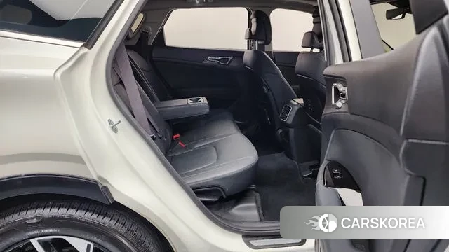 Kia Sportage 5th Generation 2023 Белый из Кореи, фото 3