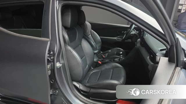 Hyundai Veloster (JS) 2021 Серый из Кореи, фото 3