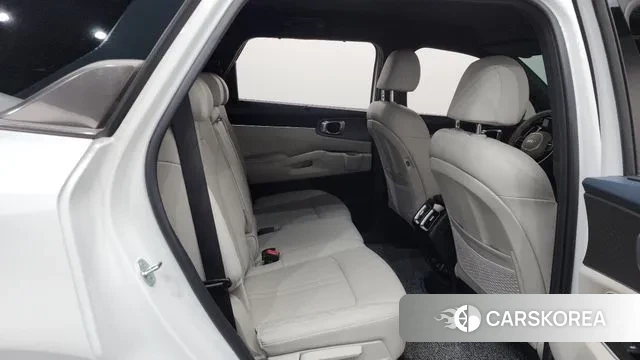 Kia Sorento 4th Generation 2023 Белый из Кореи, фото 3