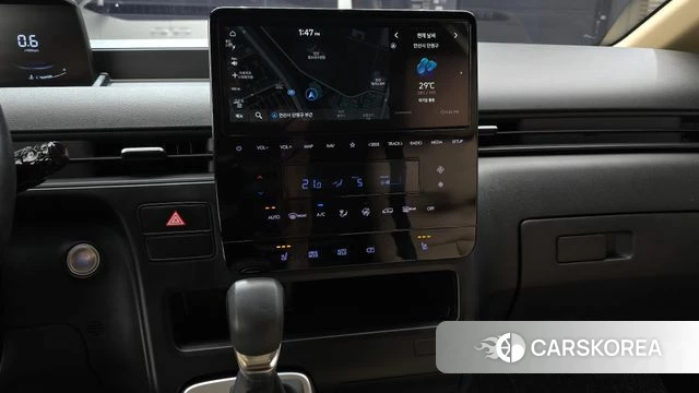 Hyundai Staria 2023 Черный из Кореи, фото 3