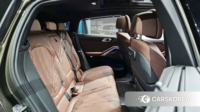 BMW X6 (G06) 2023 Песочный из Кореи, фото 3