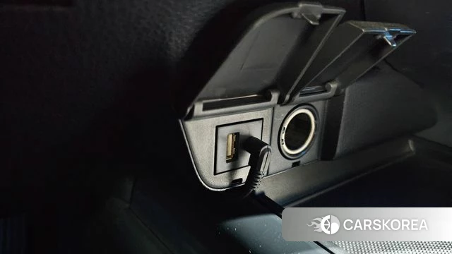Toyota Camry (XV70) 2019 Черный из Кореи, фото 3