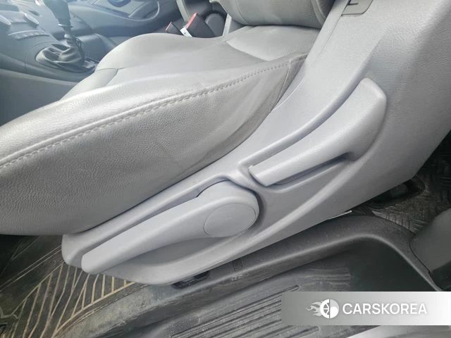 Hyundai The New Grand Starex 2019 Серебристо-серый из Кореи, фото 3