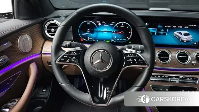 Mercedes-Benz E-Class W213 2023 Белый из Кореи, фото 3