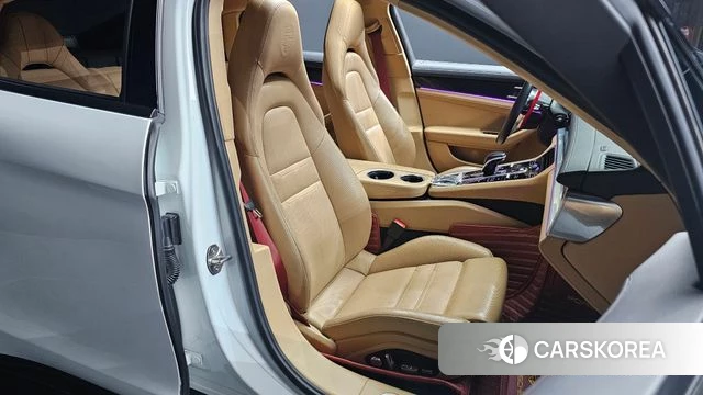 Porsche Panamera (971) 2018 Белый из Кореи, фото 3