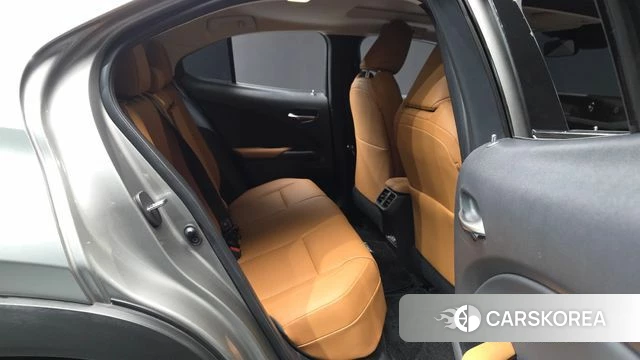 Lexus UX300e 2022 Серый из Кореи, фото 3