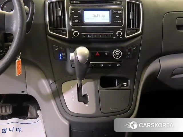 Hyundai The New Grand Starex 2019 Желтый из Кореи, фото 3