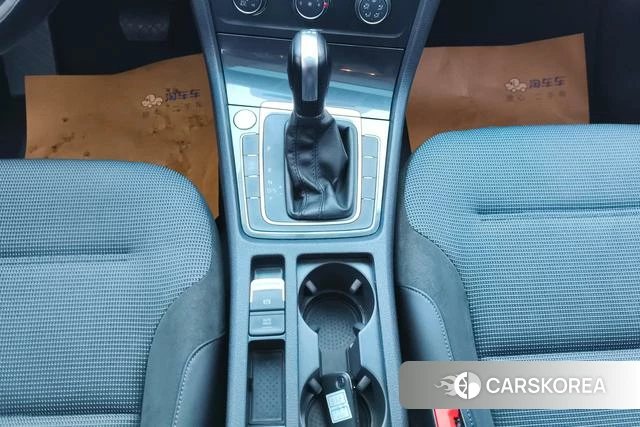 Volkswagen Golf 2020 Желтый из Китая, фото 3