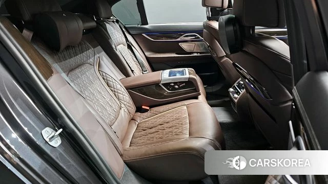 BMW 7 Series (G11) 2022 Серый из Кореи, фото 3
