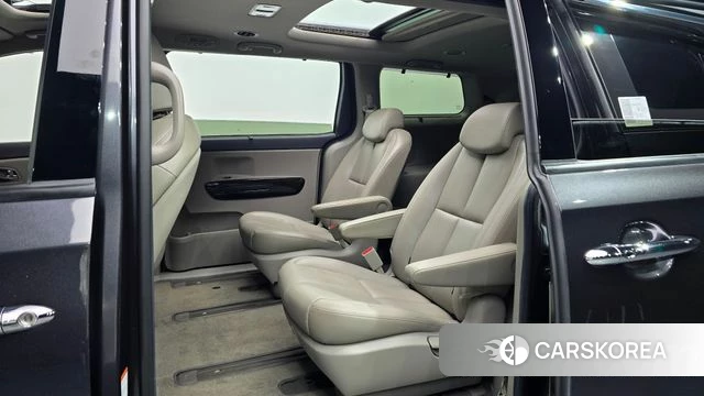 Kia The New Carnival 2019 Серый из Кореи, фото 3